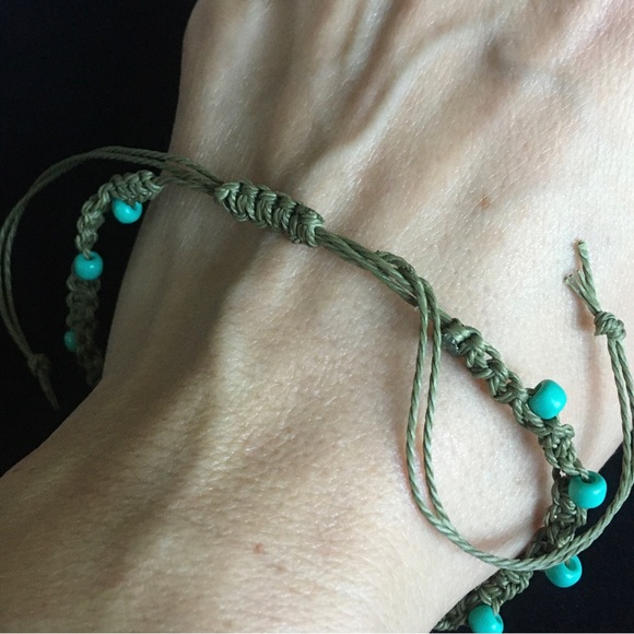 Turquoise Color Blue and Green Turtle Bracelet - Picture 5 of 7